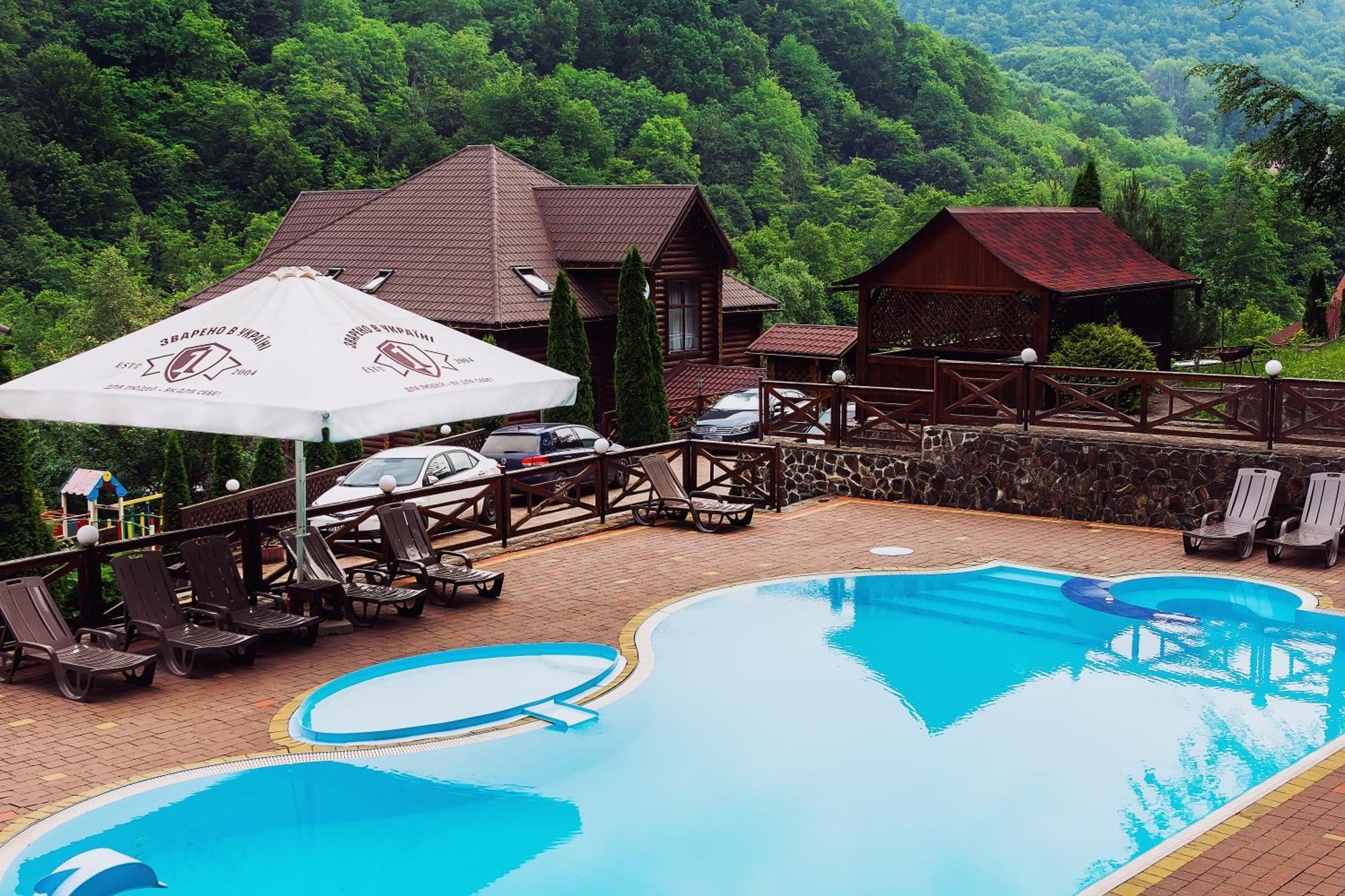 Sadyba Sribne Dzherelo Hotel Ilnytsya Екстериор снимка