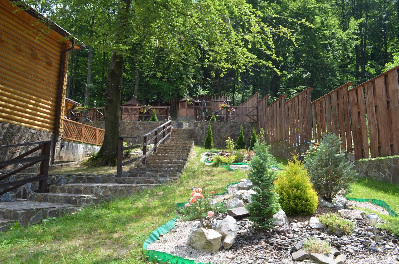 Sadyba Sribne Dzherelo Hotel Ilnytsya Екстериор снимка