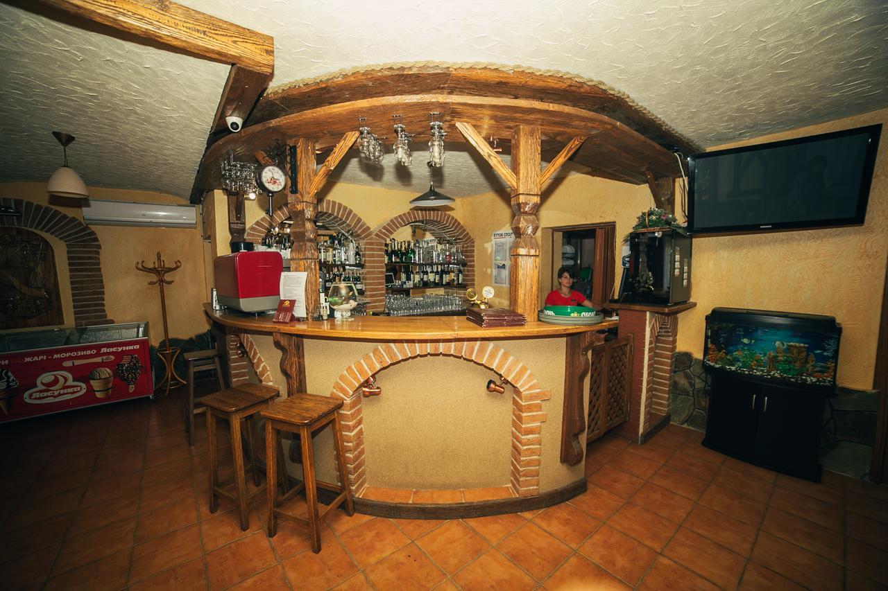 Sadyba Sribne Dzherelo Hotel Ilnytsya Екстериор снимка