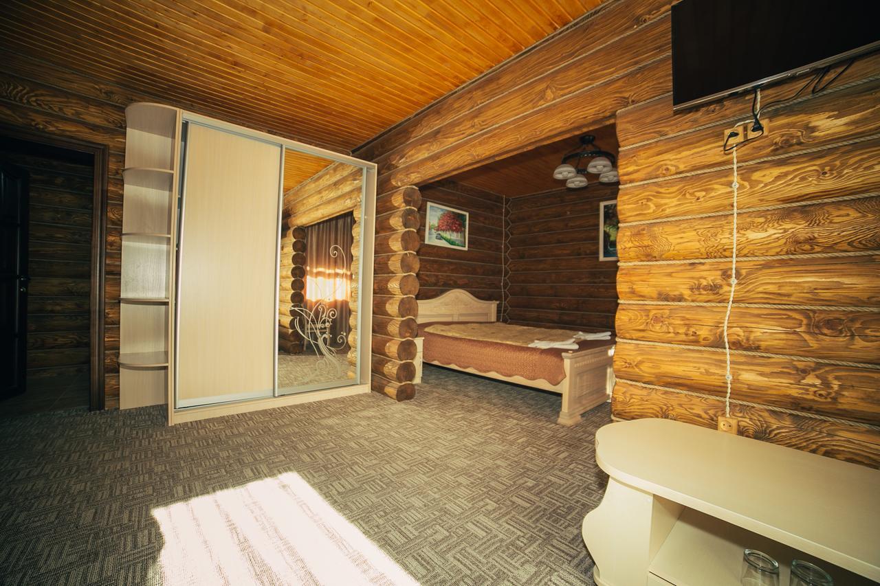 Sadyba Sribne Dzherelo Hotel Ilnytsya Екстериор снимка